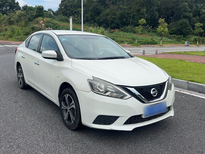 Sylphy 2019 Classic 1.6XE CVT Comfort photo 4