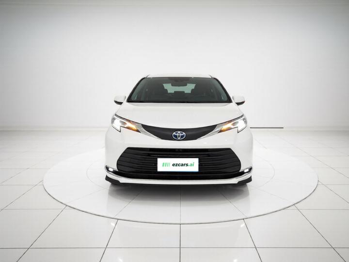 Sienna 2023 2.5L Hybrid Comfort photo 2