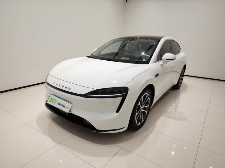 HIMA Luxeed R7 2024 EV 667km Pro