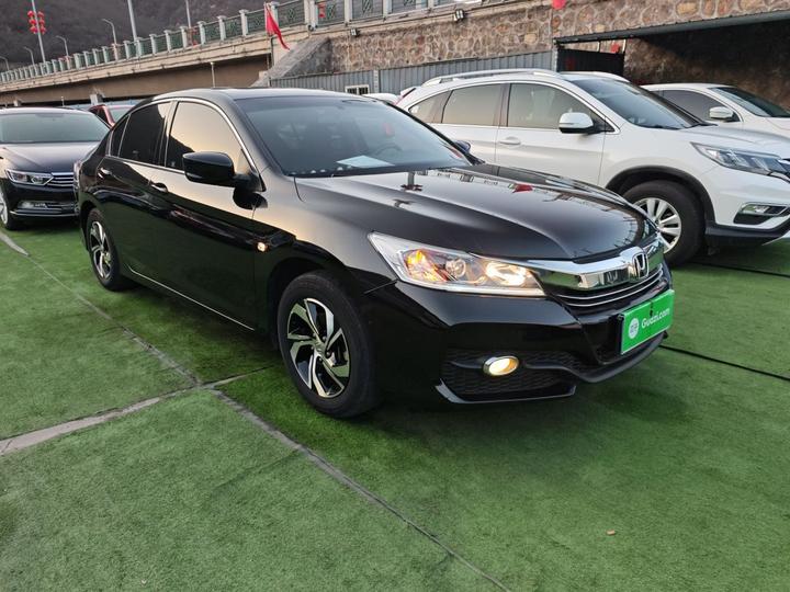 Accord 2016 2.0L Comfort photo 3
