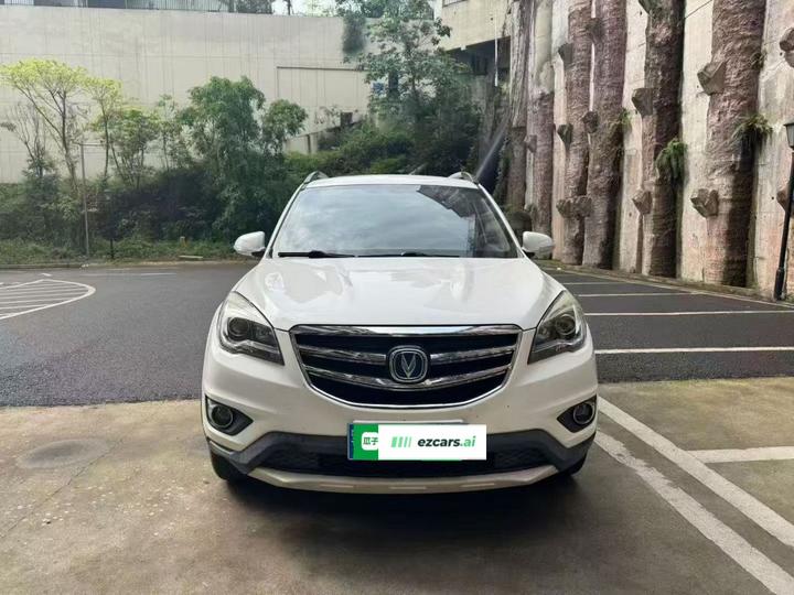 CS35 2017 1.6L MT Luxury photo 2