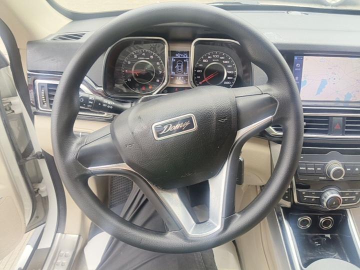 Domy X5 2017 Value 1.6L MT Comfort photo 6