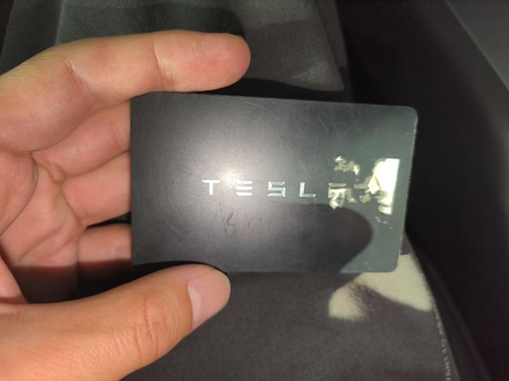 Model Y 2025 RWD photo 8