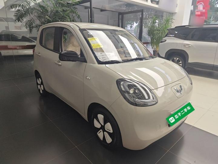 Hongguang MINIEV 2025 4th Gen 4-Door Advanced photo 3
