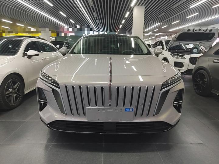 H7 PHEV 2026 210 AWD photo 2
