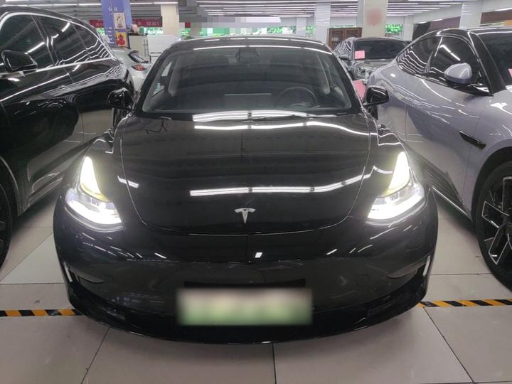 Model 3 2022 Performance AWD photo 2
