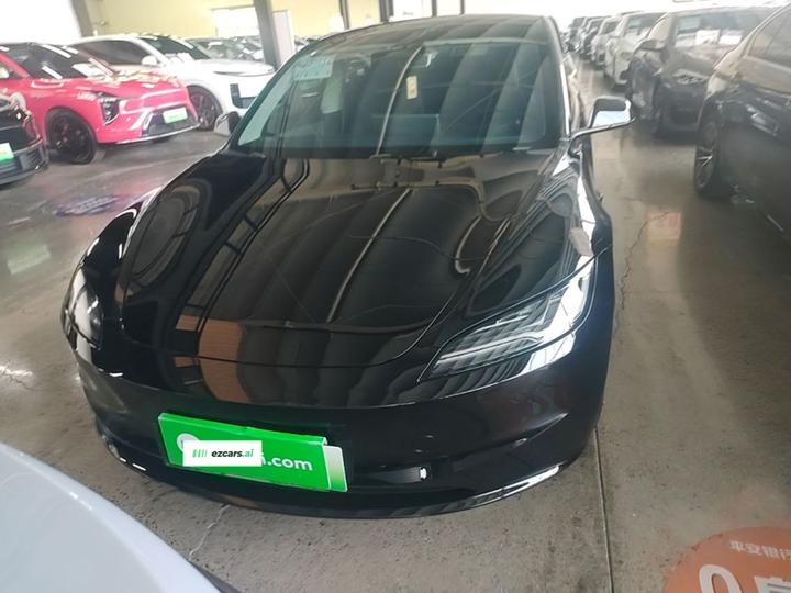 Model 3 2023 RWD photo 2