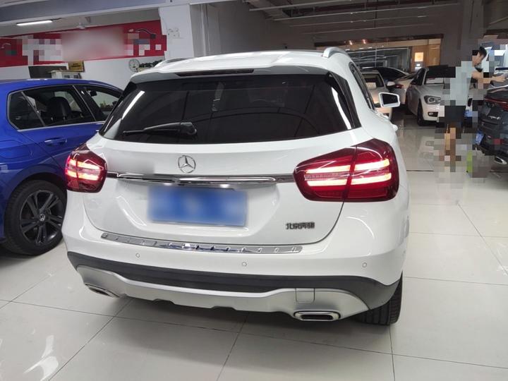 GLA 2018 GLA 200 Dynamic photo 3
