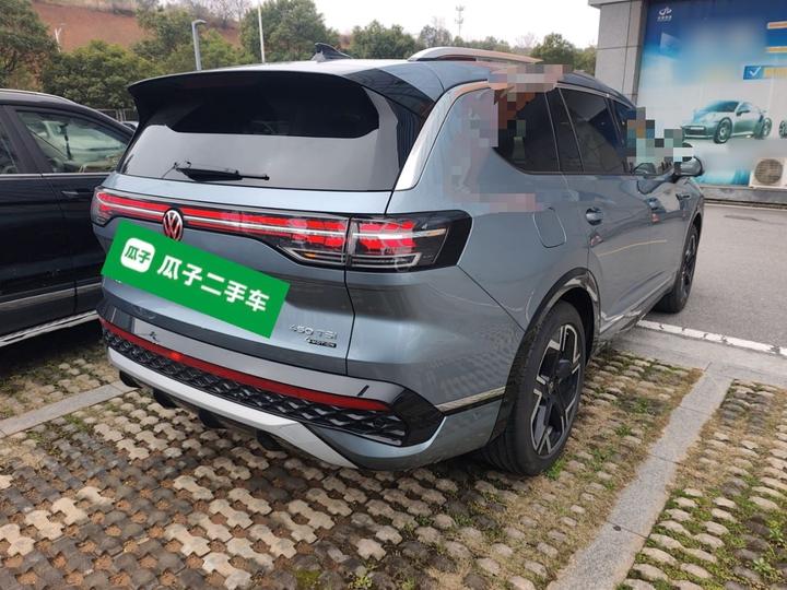 2026 450TSI AWD Flagship 6-Seater photo 4