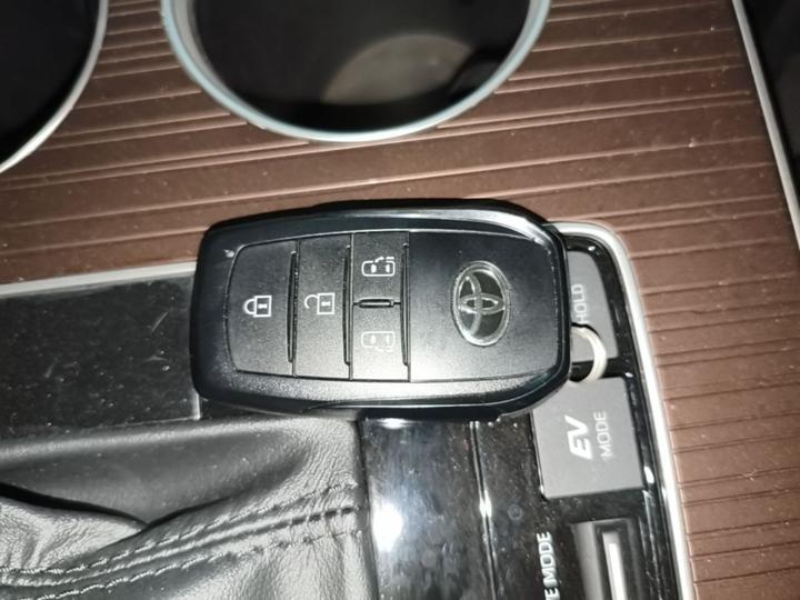 Granvia 2024 2.5L Hybrid Comfort photo 8