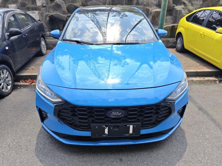Focus 2022 Hatchback EcoBoost 180 AT photo 2