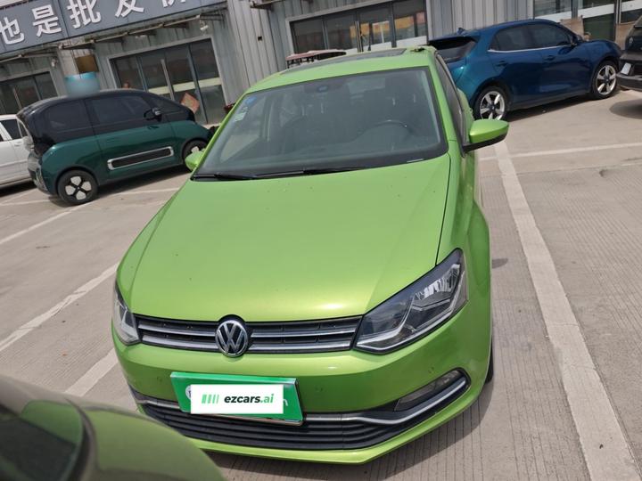 Polo 2014 1.6L AT Luxury photo 2