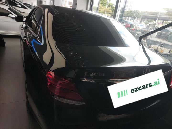 E-Class 2017 E 300 L Sport Luxury photo 5