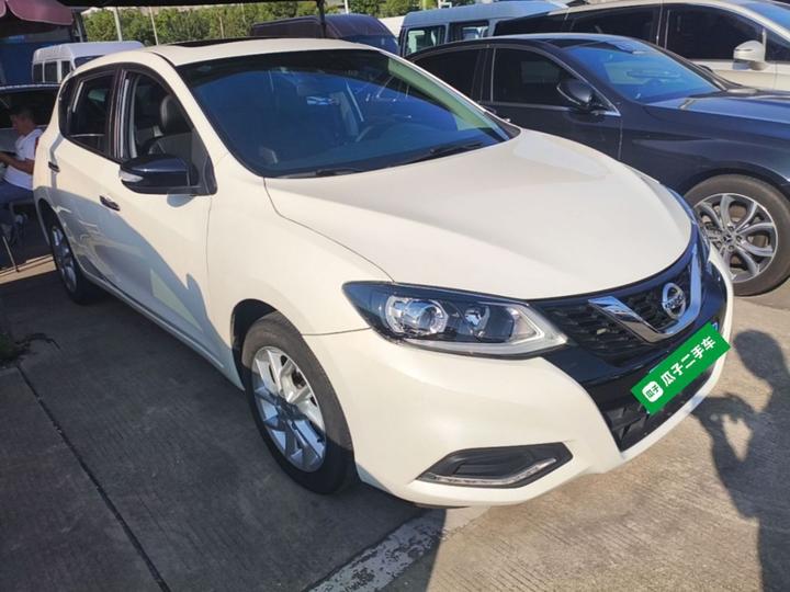 Tiida 2024 1.6L CVT photo 3