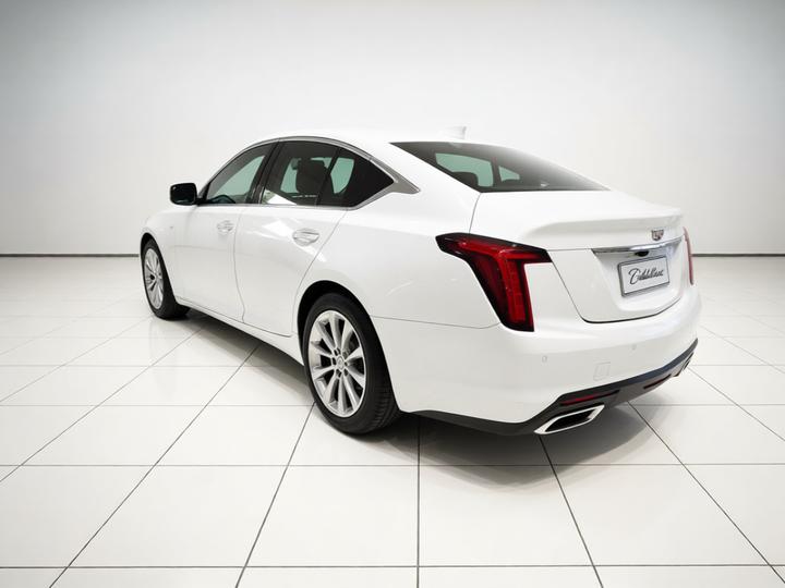 CT5 2022 28T Luxury Standard photo 4