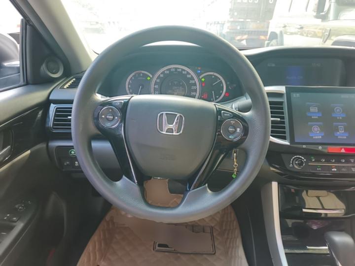Accord 2016 2.0L Comfort photo 5