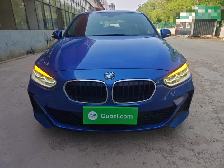 1 Series 2019 120i Leading M Sport Package photo 2