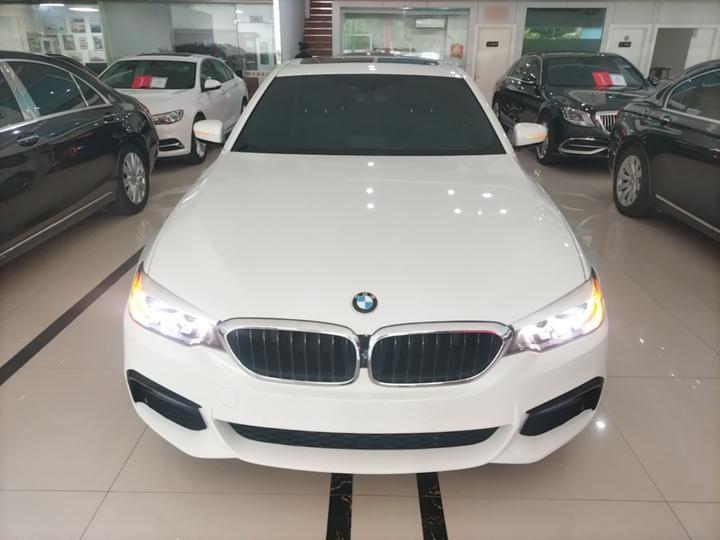5 Series Imported 2018 525i M Sport Package photo 2