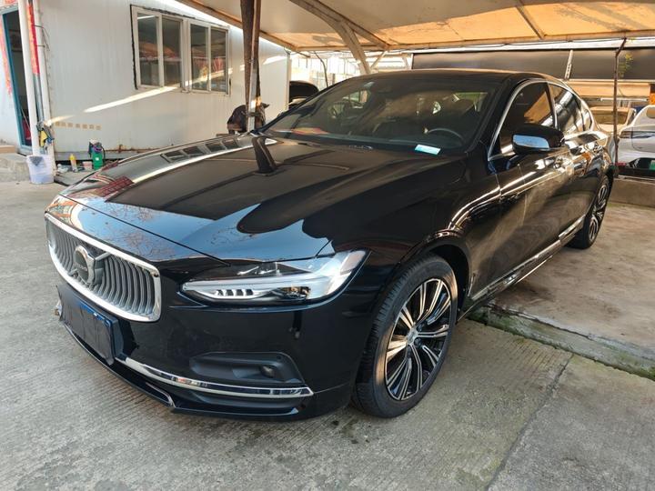 S90 2021 B5 Luxury