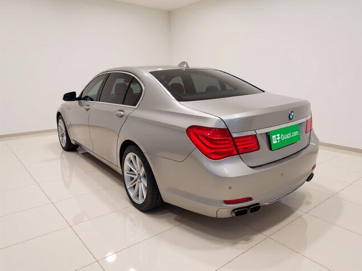 7 Series 2010 760Li photo 4