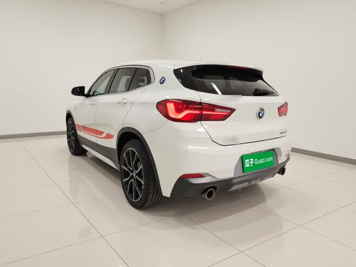 X2 2021 Facelift sDrive25i photo 4