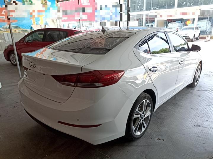Elantra 2016 1.6L AT Smart Elite photo 4