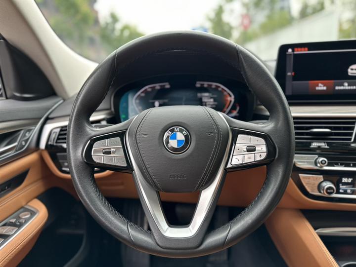 6 SeriesGT 2022 630i Luxury Design Package photo 2
