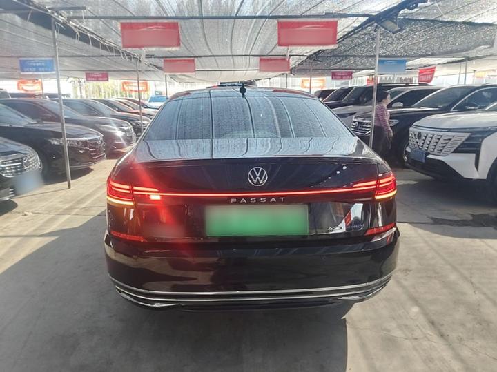 Passat EV 2023 430PHEV Hybrid Luxury photo 3