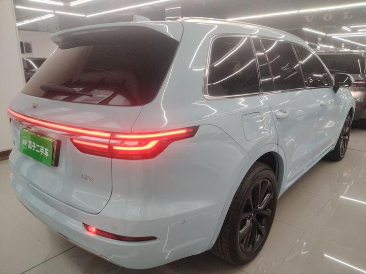 Li Auto ONE 2021 EREV 6-Seater photo 4