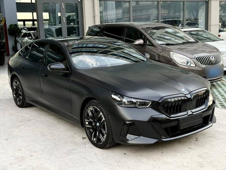 5 Series 2026 530Li photo 5