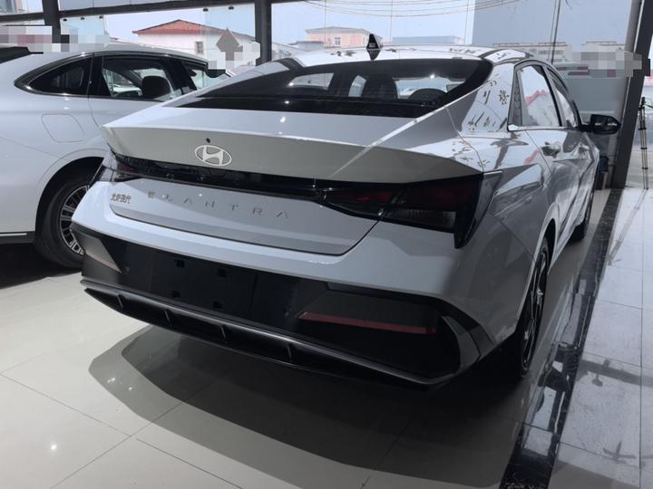 Elantra 2023 1.5L CVT GLX Elite photo 5