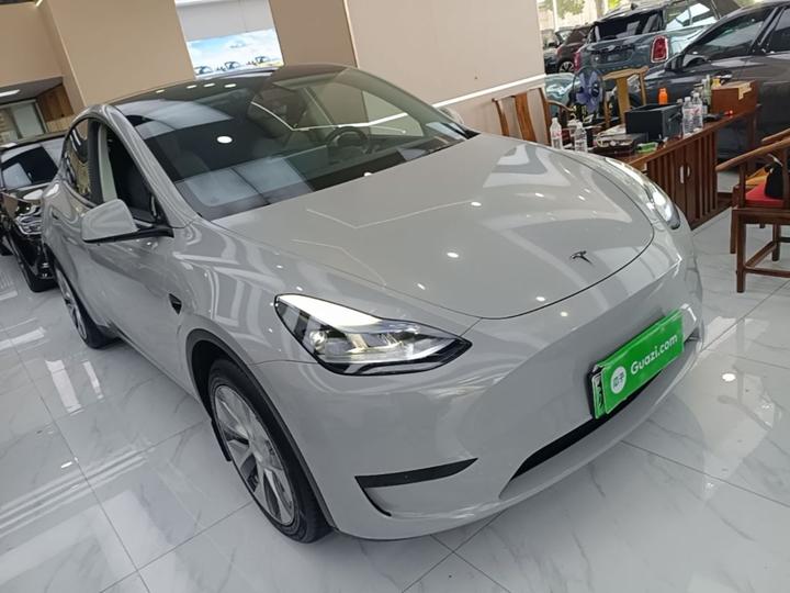 Model Y 2022 Facelift RWD photo 3