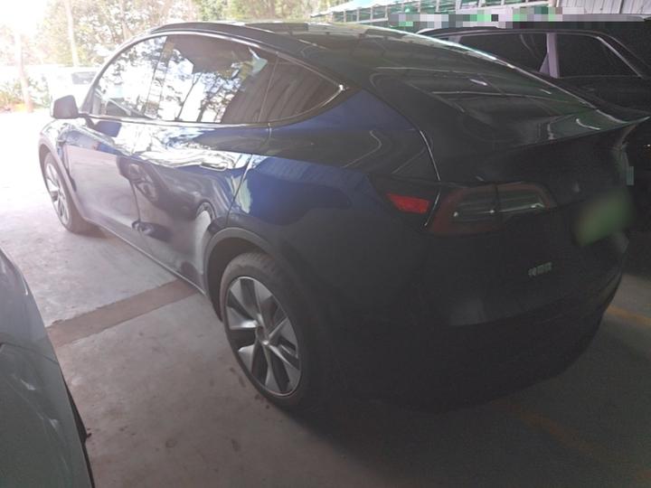 Model Y 2021 Long Range AWD 3D7 photo 4