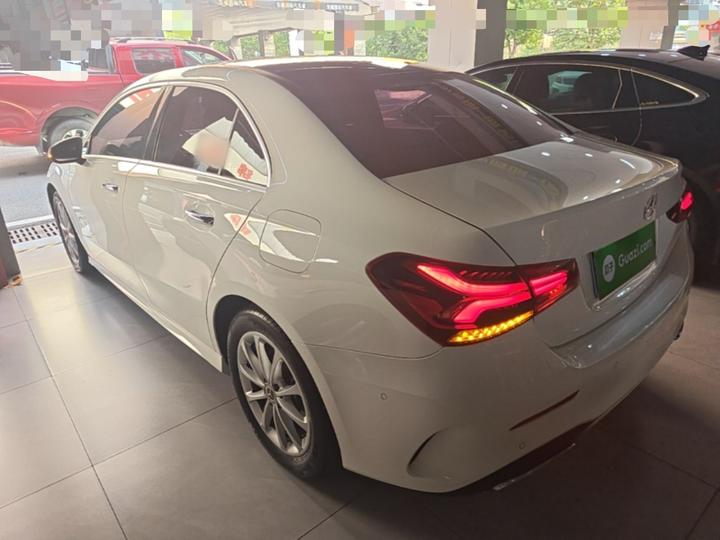 A-Class 2022 Facelift A 200 L Sport Dynamic photo 4
