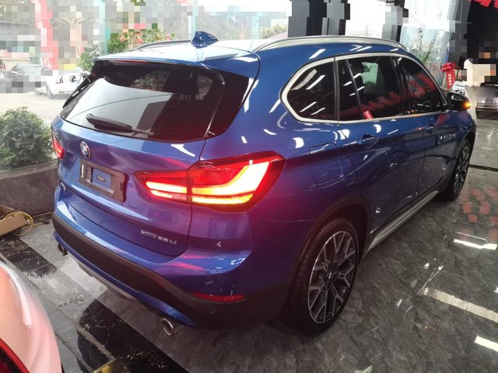 X1 2020 xDrive25Li Exclusive photo 4