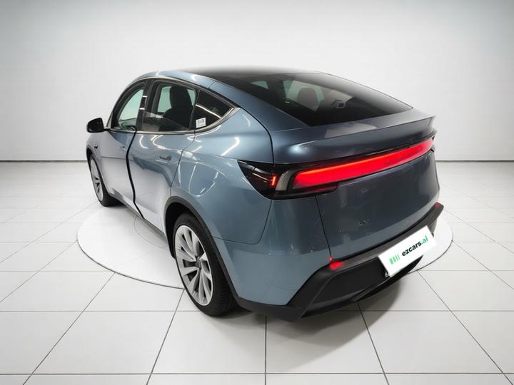 Model Y 2025 RWD photo 4