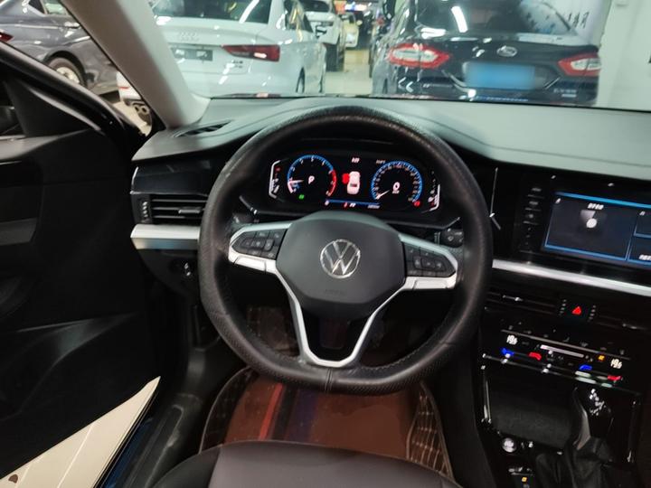 Passat 2025 330TSI Elite photo 6