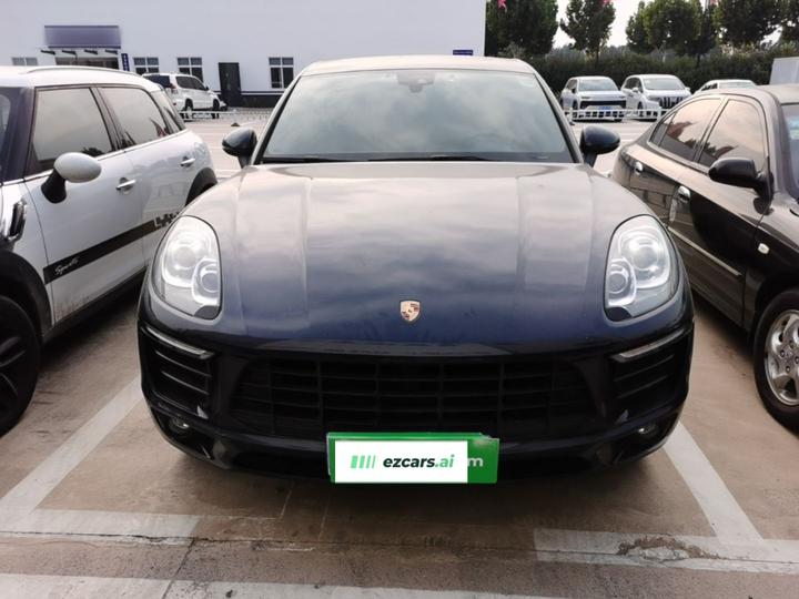 2017 Macan 2.0T photo 2