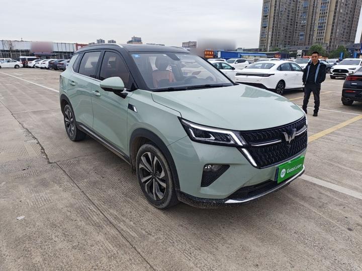 Wuling 2021 1.5T CVT photo 3