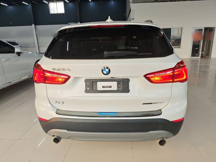 X1 2019 sDrive20Li Leading photo 3