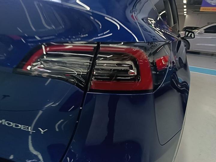 Model Y 2021 Long Range AWD photo 7