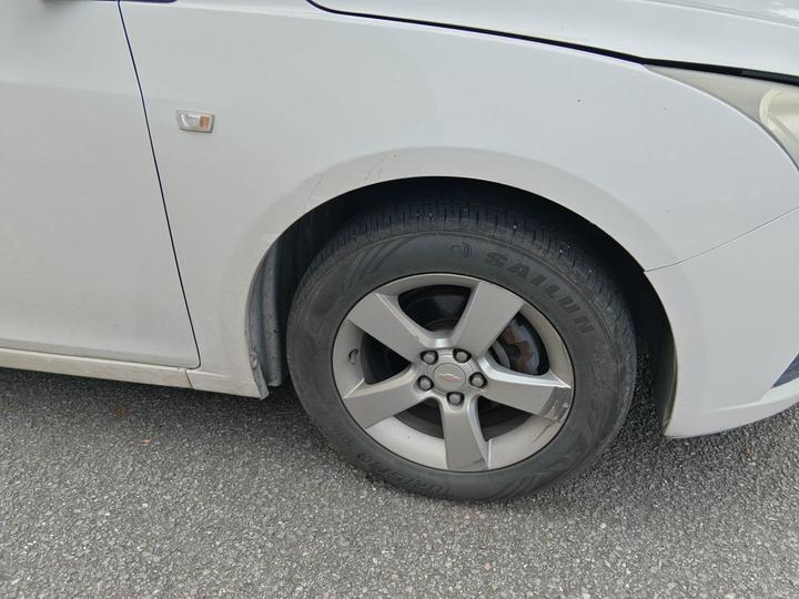 2013 1.6L SE MT photo 8