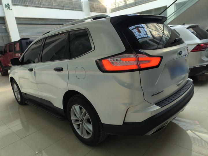 Edge 2020 EcoBoost 245 RWD 5-Seater photo 4