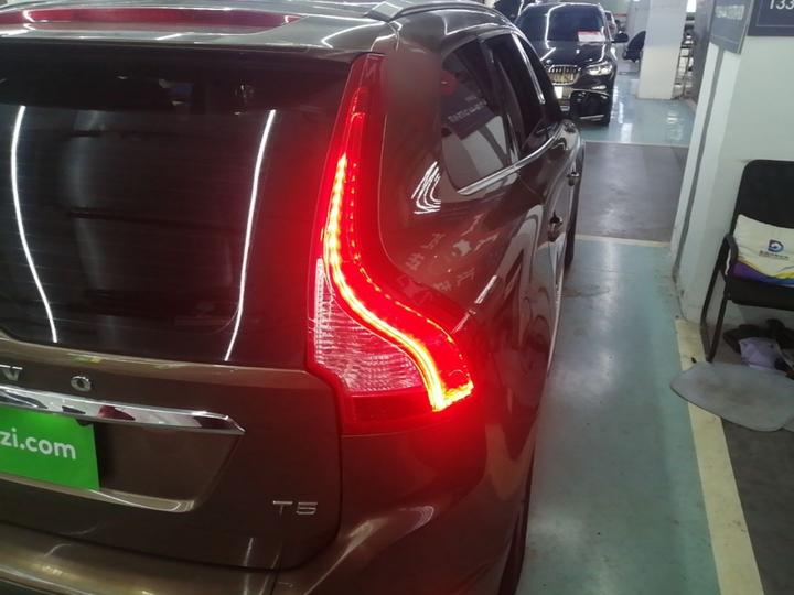 XC60 2016 T5 photo 7