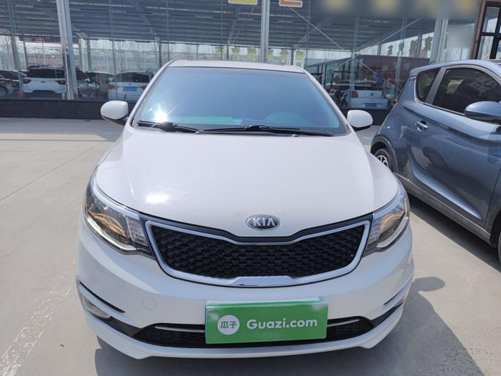 K2 2015 Hatchback 1.4L MT GLS photo 2