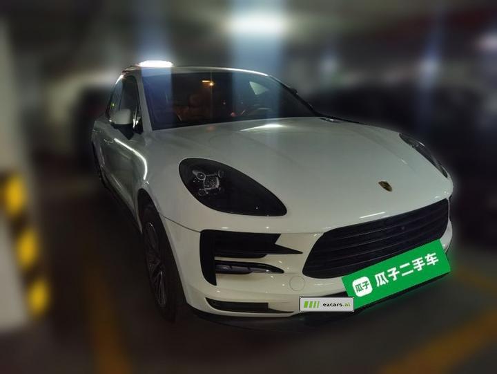 2020 Macan 2.0T photo 3