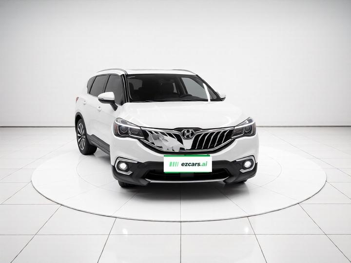 Zhonghua V3 2017 1.5L AT Smart photo 3