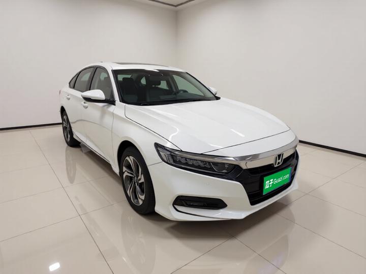 Accord 2018 260TURBO Premium China VI photo 3
