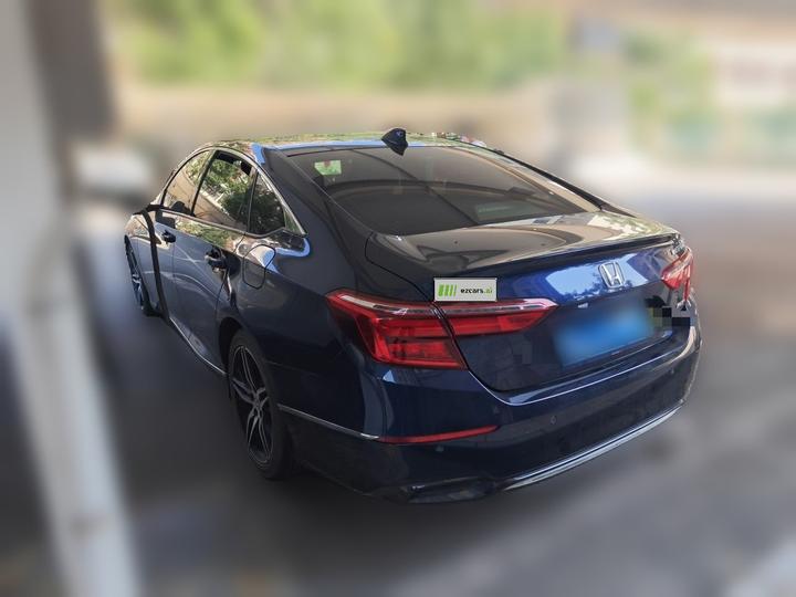 2022 Hybrid 2.0L photo 4