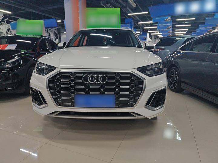 Q5L 2022 45T Luxury Dynamic photo 3